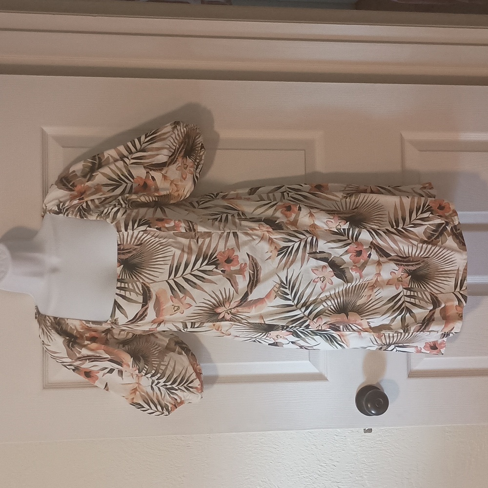 Billabong Floral Puff Sleeve Mini Dress